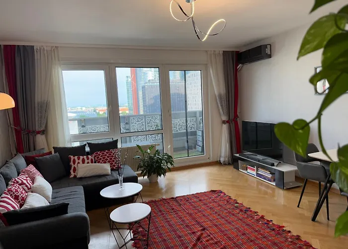 Appartement Premium With Panorama Balcony And Views Near To Metro Station U1 *
