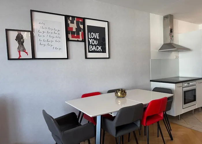 Premium With Panorama Balcony And Views Near To Metro Station U1 Wenen