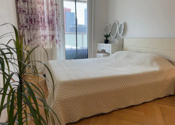 Premium With Panorama Balcony And Views Near To Metro Station U1 Wenen